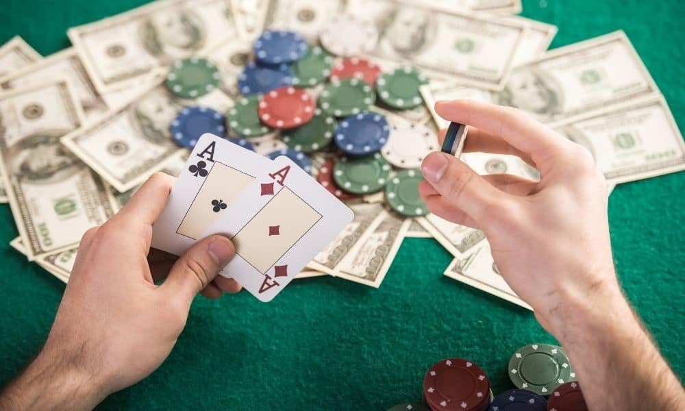 限時德州撲克錦標賽是什麼？與傳統Cash Game差別何在？